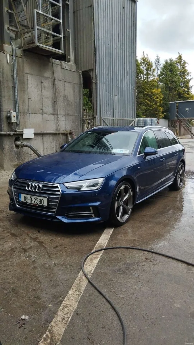 Audi A4 Avant Quattro S-Line - Image 1