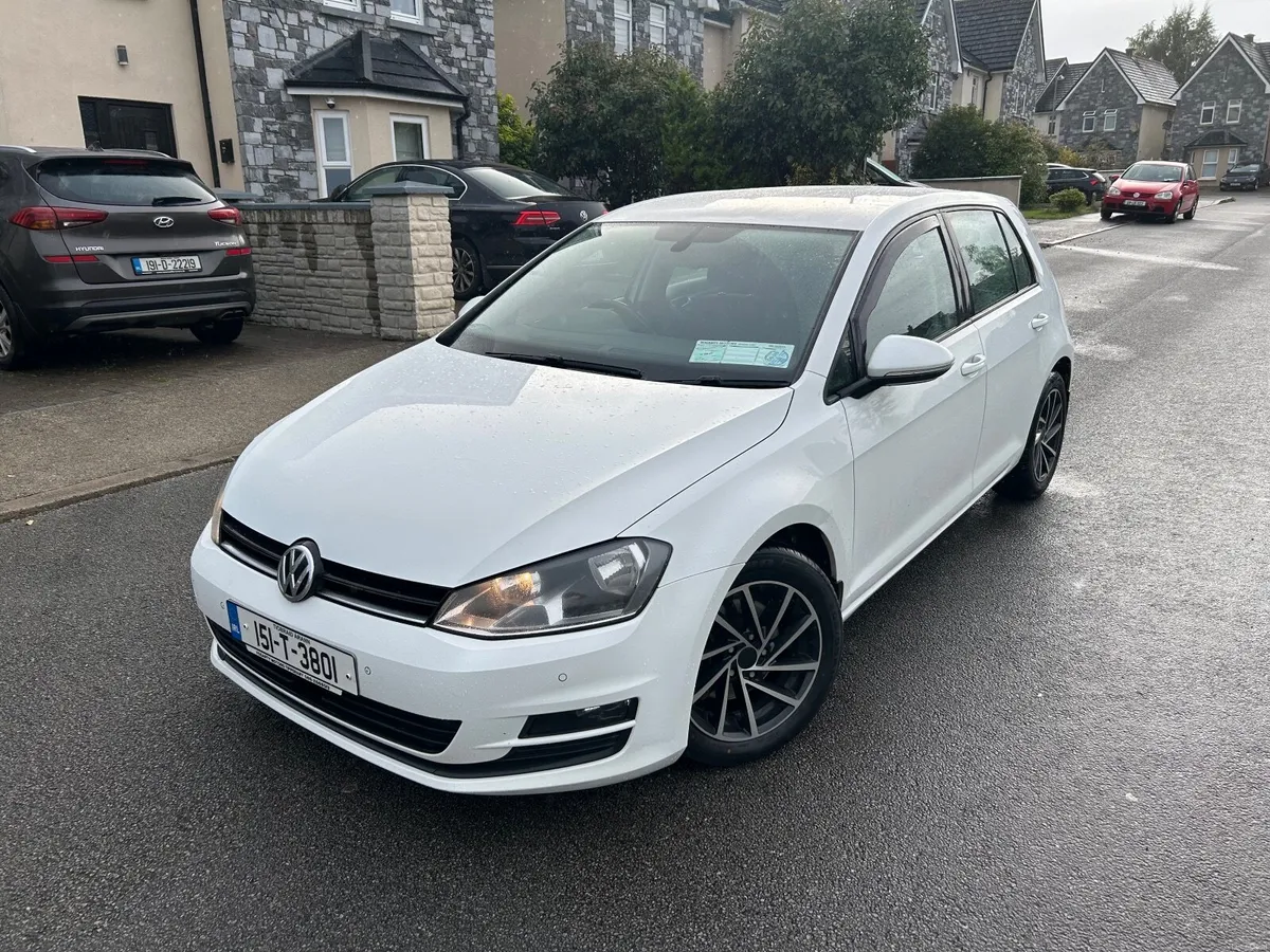 2015 Volkswagen Golf 2.0 TDI 150 bhp business edit - Image 2
