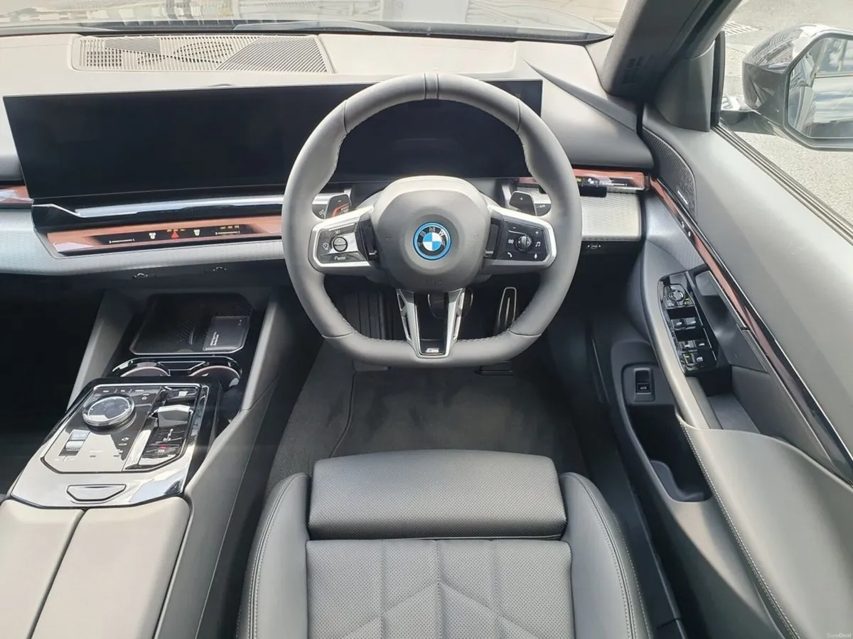 BMW 5-Series 530e M Sport Pro Saloon - Image 5