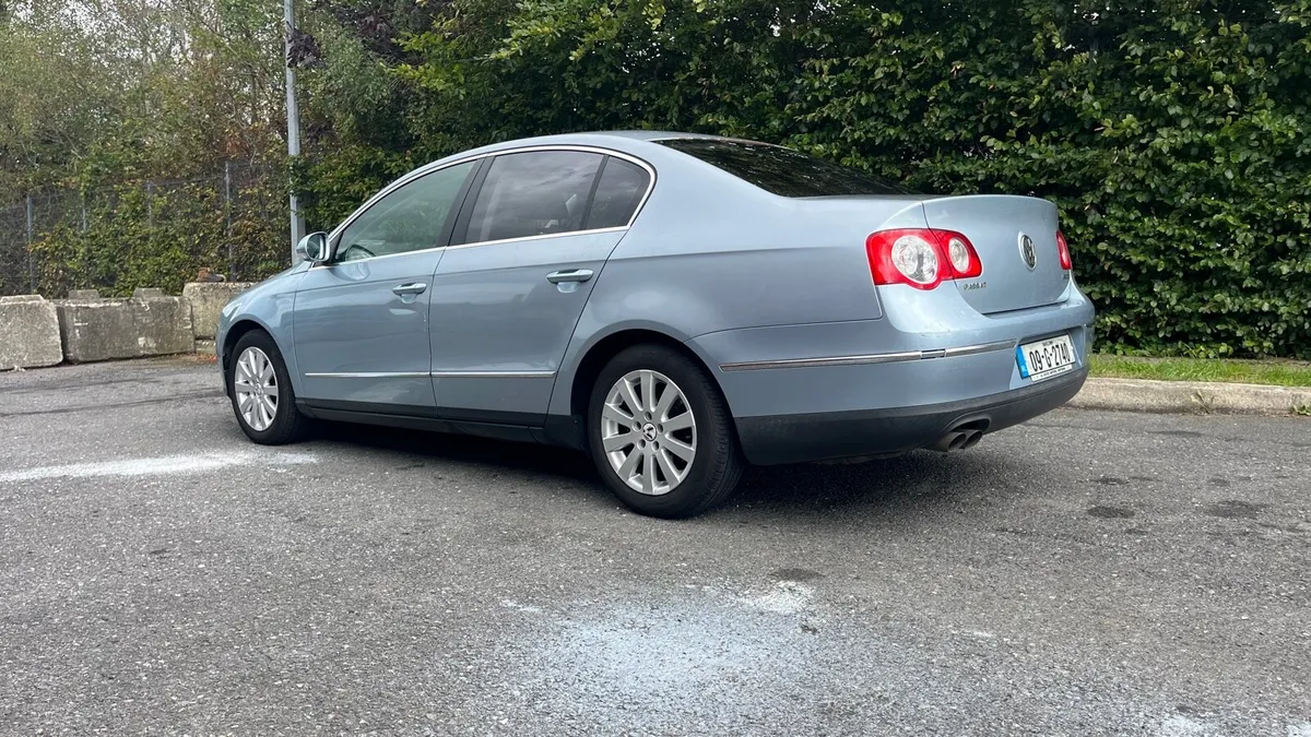 VW Passat 2L BlueMotion Tax & Test - Image 2