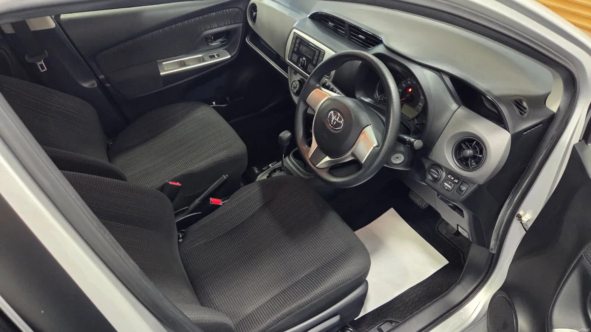 2017 Toyota Vitz 1.0 Petrol Automatic - Image 5
