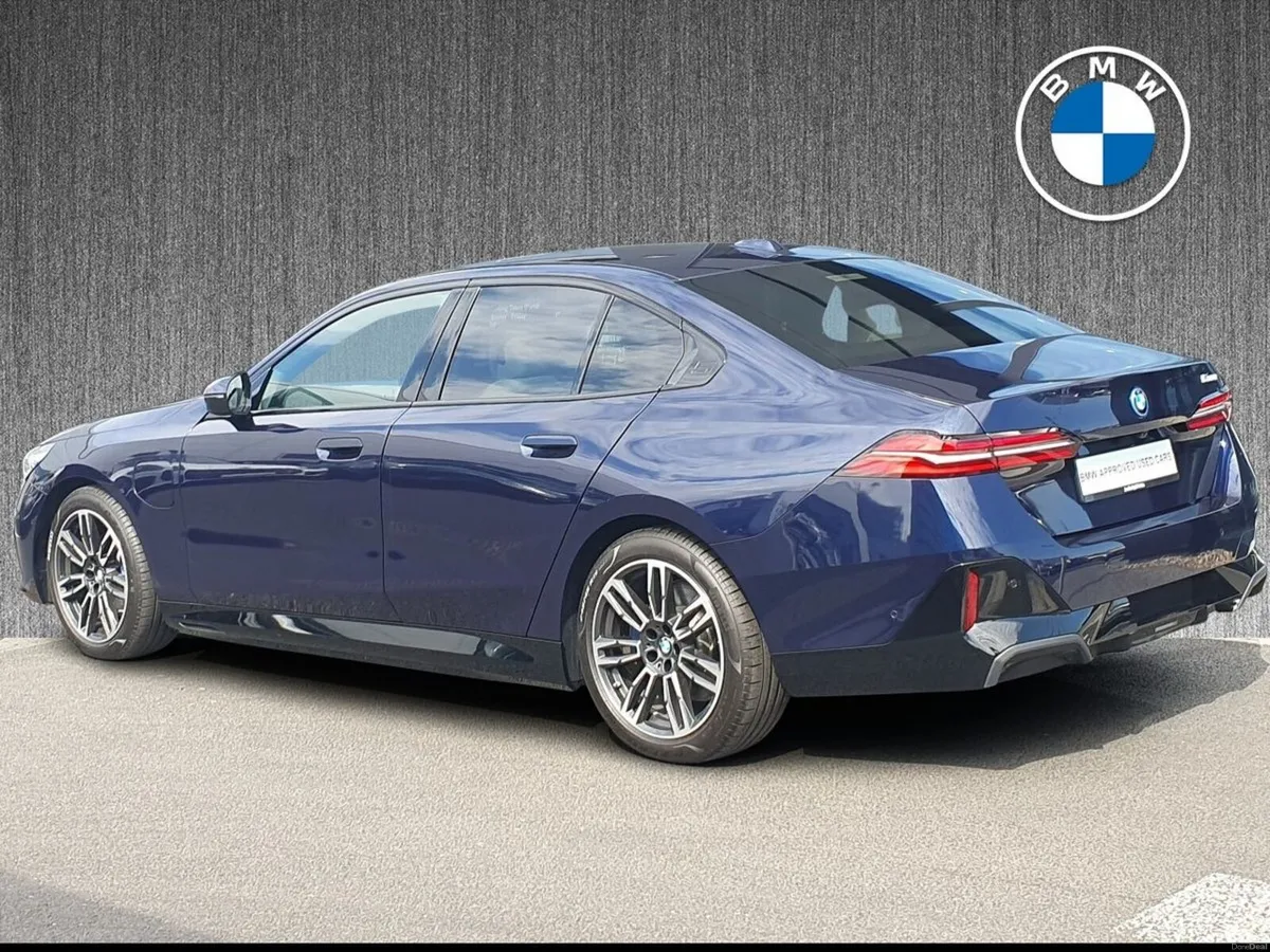BMW 5-Series 530e M Sport Saloon - Image 2