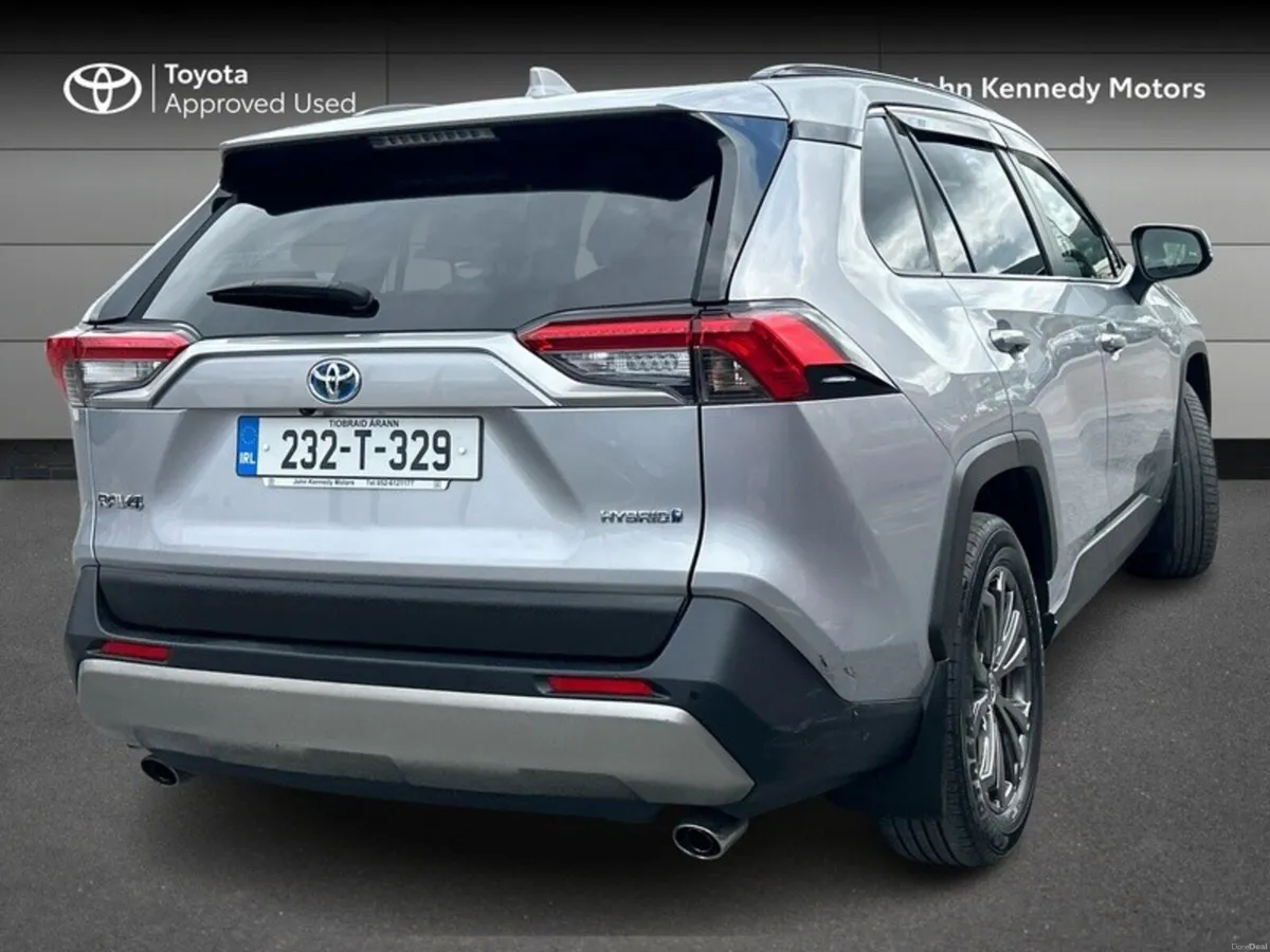 Toyota RAV4 HYBRID SOL 4DR AUTO - Image 2