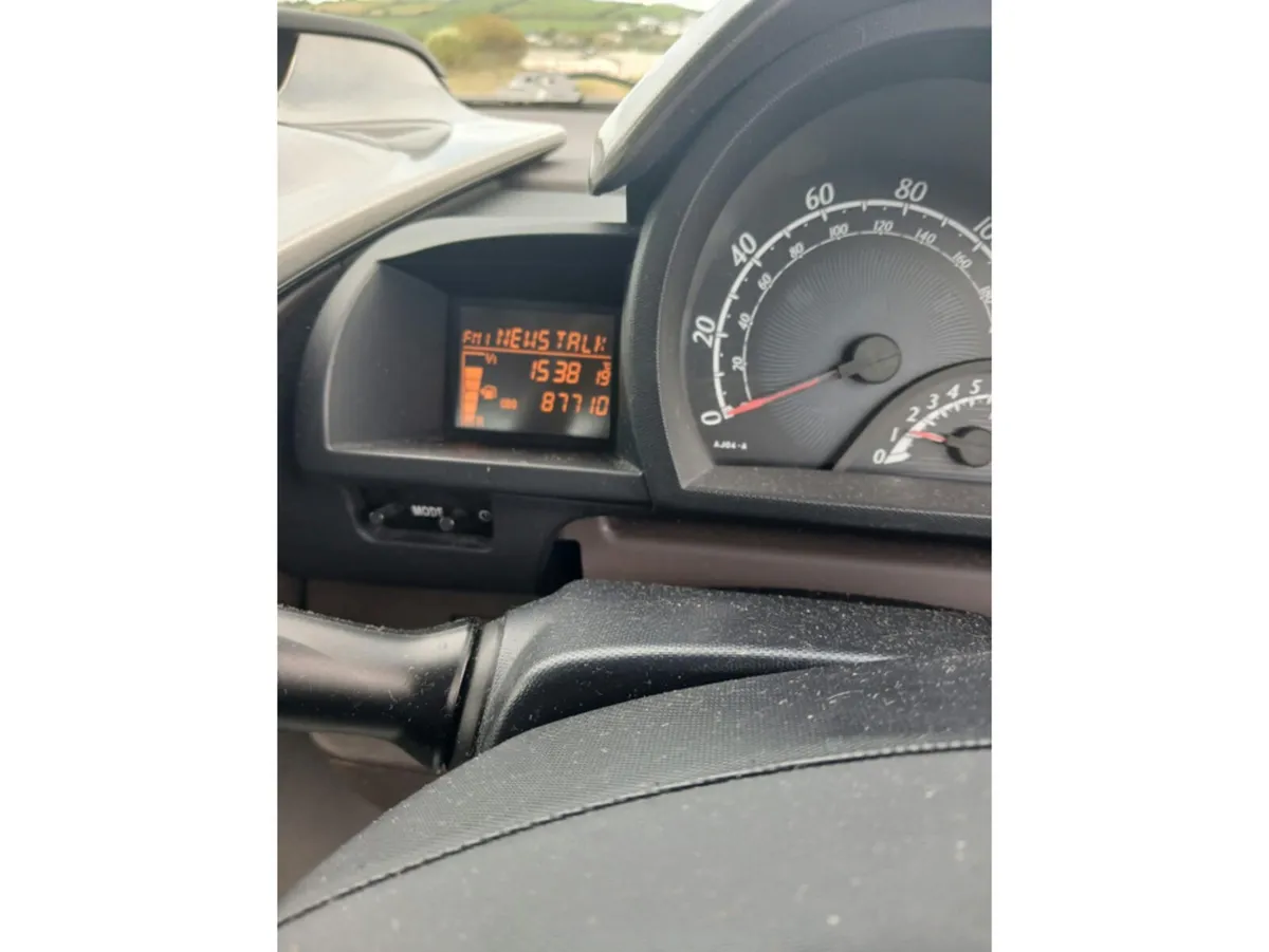 Toyota iQ 1.0 VVTI 2 3DR - Image 5