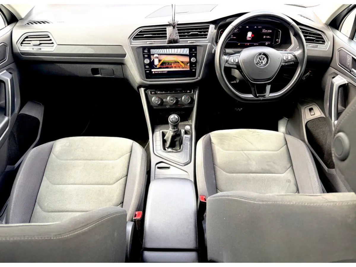 Volkswagen Tiguan R-LINE 2.0 TDI MANUAL 6SPEED FWD - Image 2