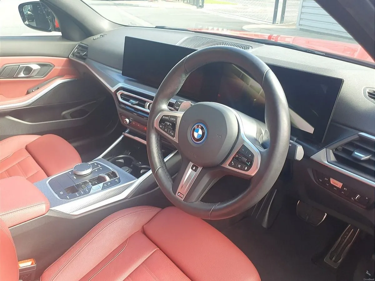 BMW 3-Series 330e M Sport Saloon - Image 6