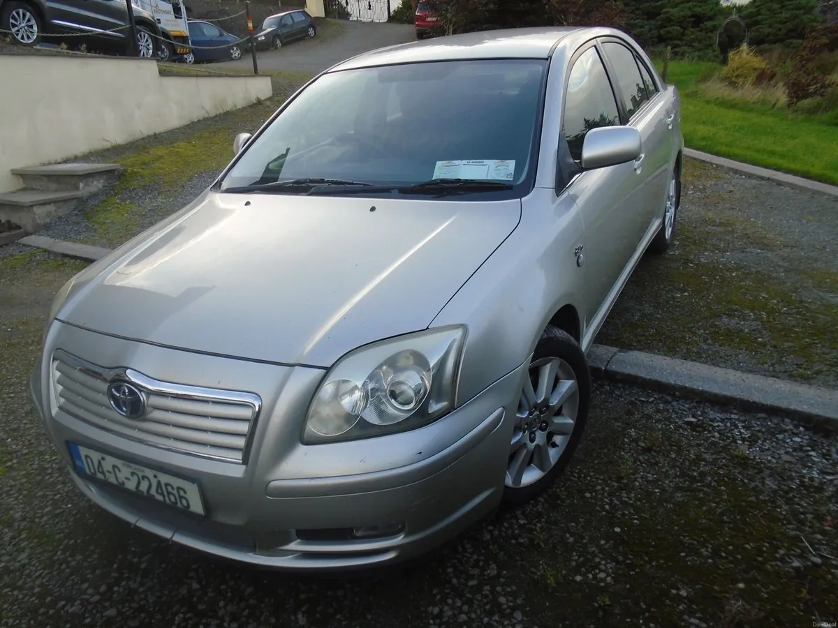 Toyota Avensis 2004 - Image 1