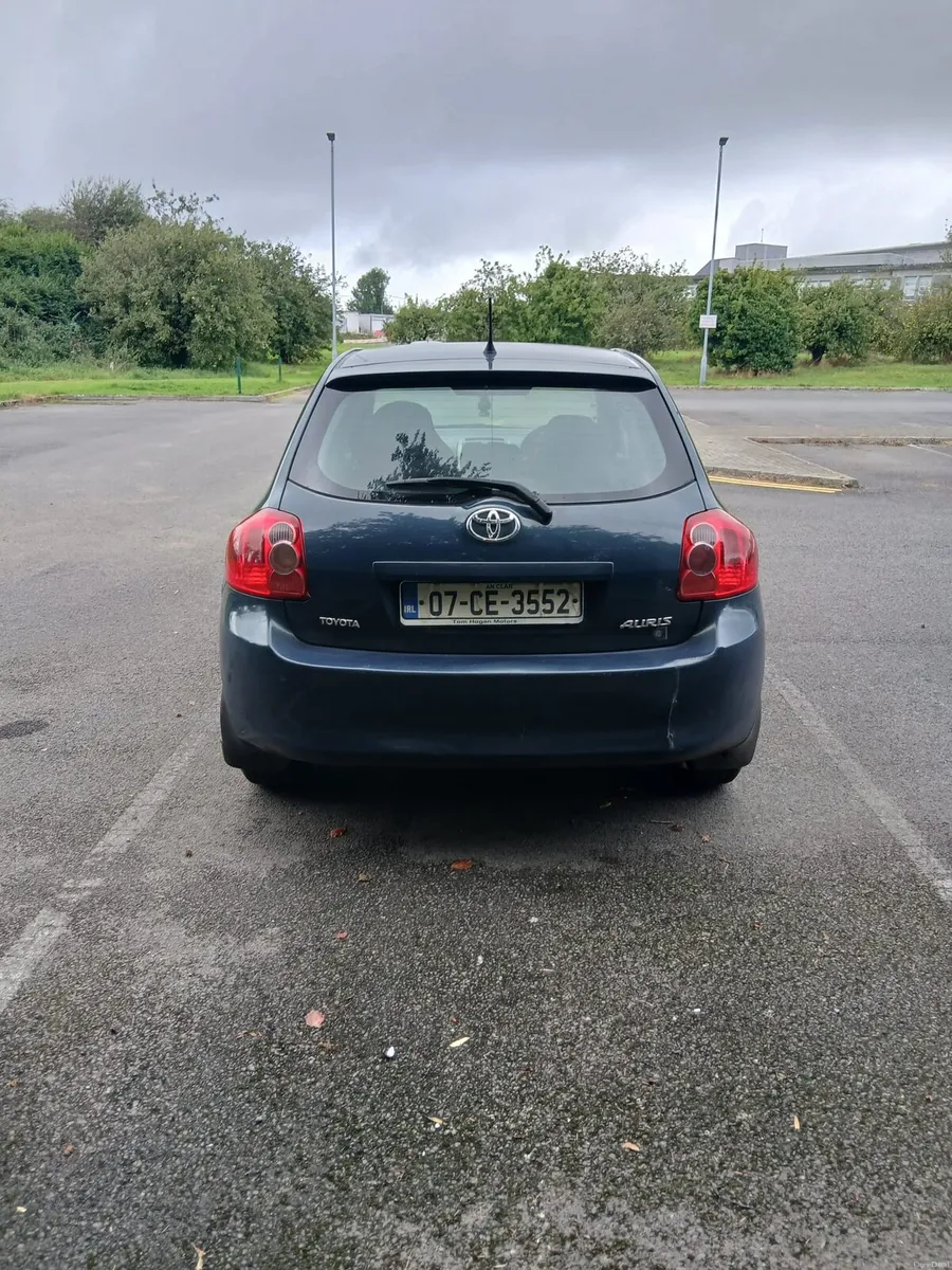 Toyota auris 1.4L petrol - Image 1