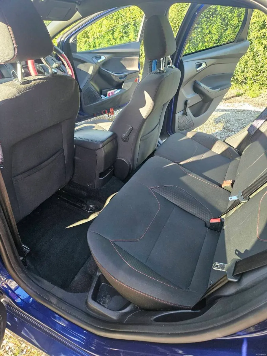 Car - Image 4