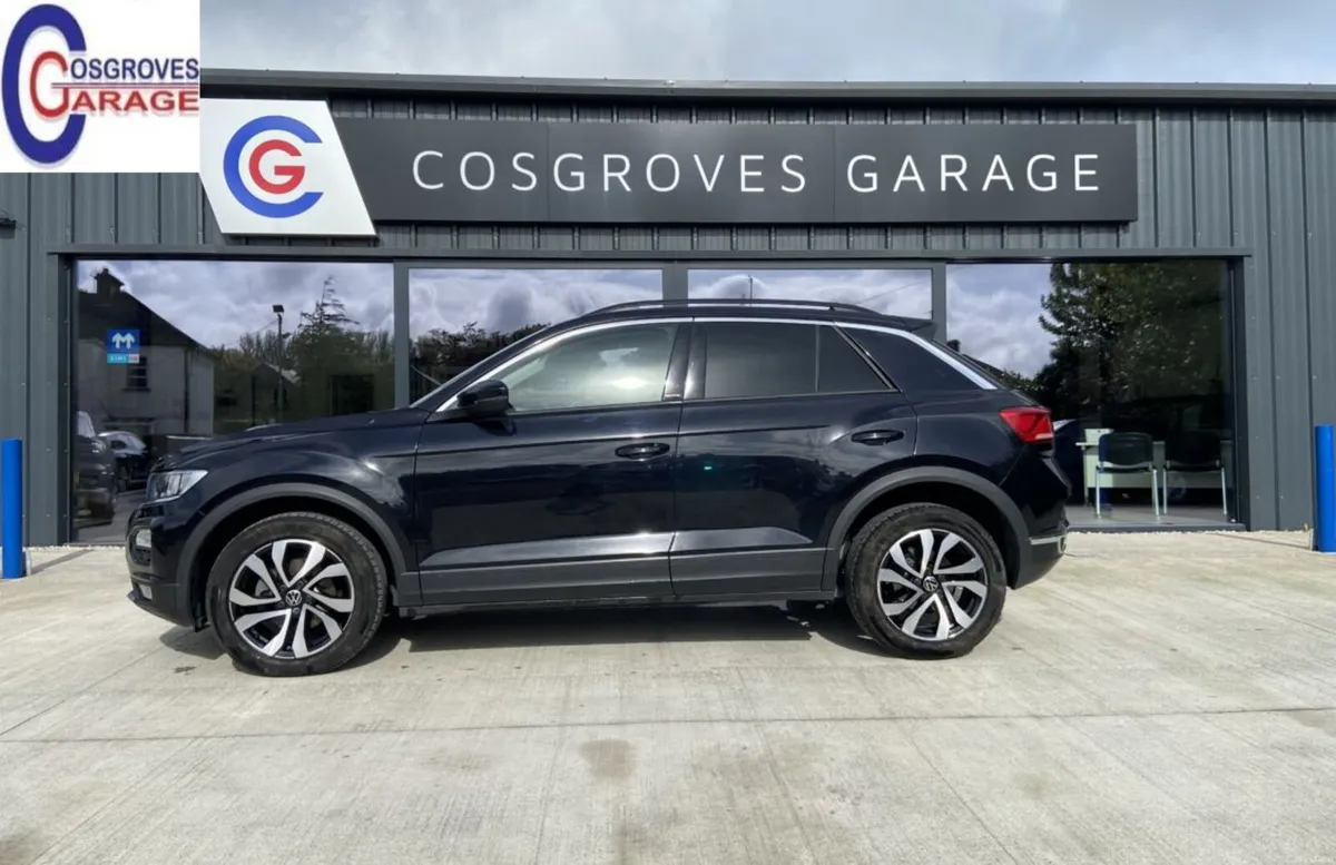 Volkswagen T-Roc 2022 - Image 2