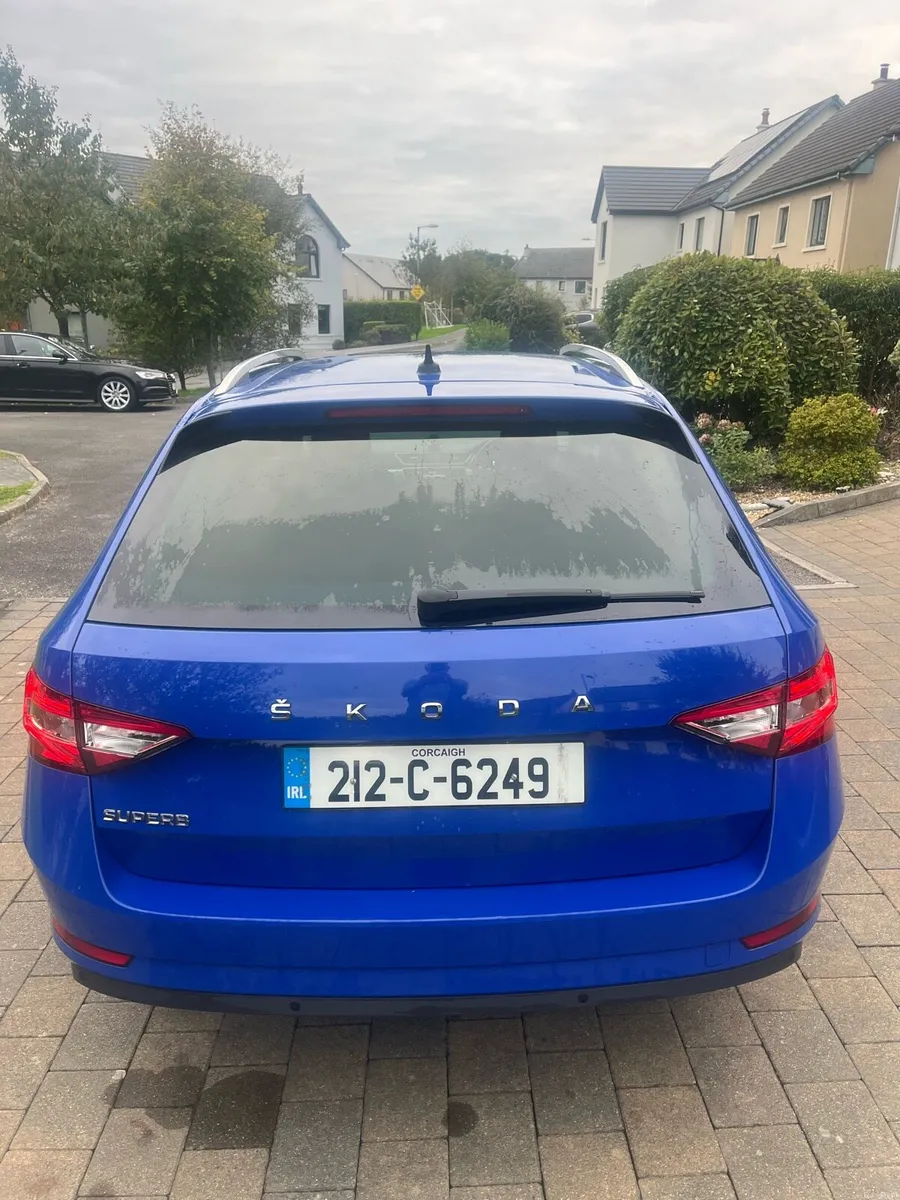 Skoda Superb Estate Automatic - Image 2