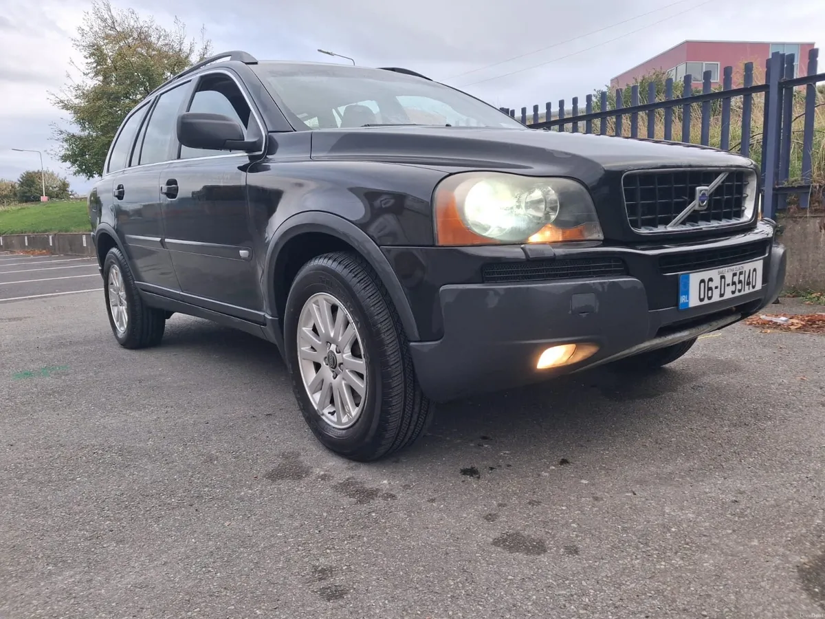 Volvo xc90 7 seats - Image 1
