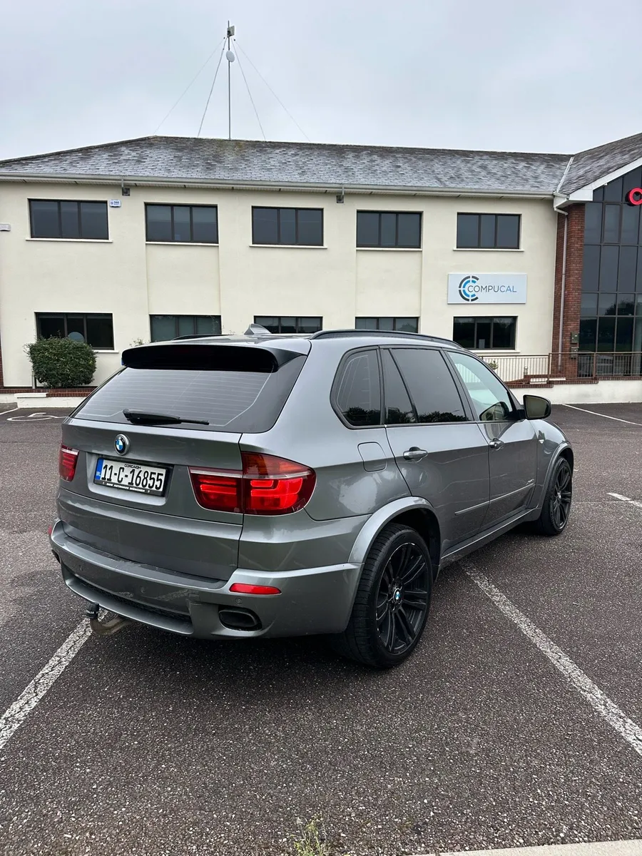 Bmw x5 40d Crew Cab - Image 4