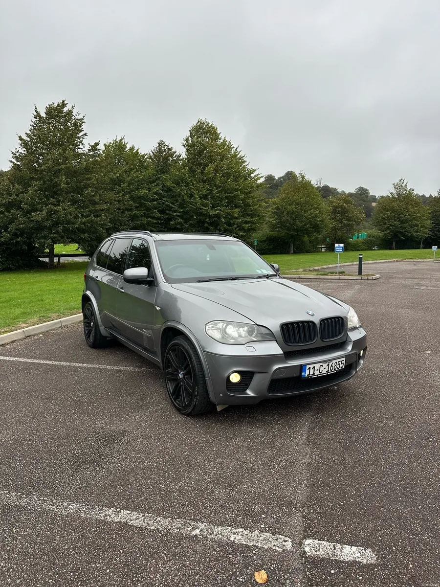 Bmw x5 40d Crew Cab - Image 2
