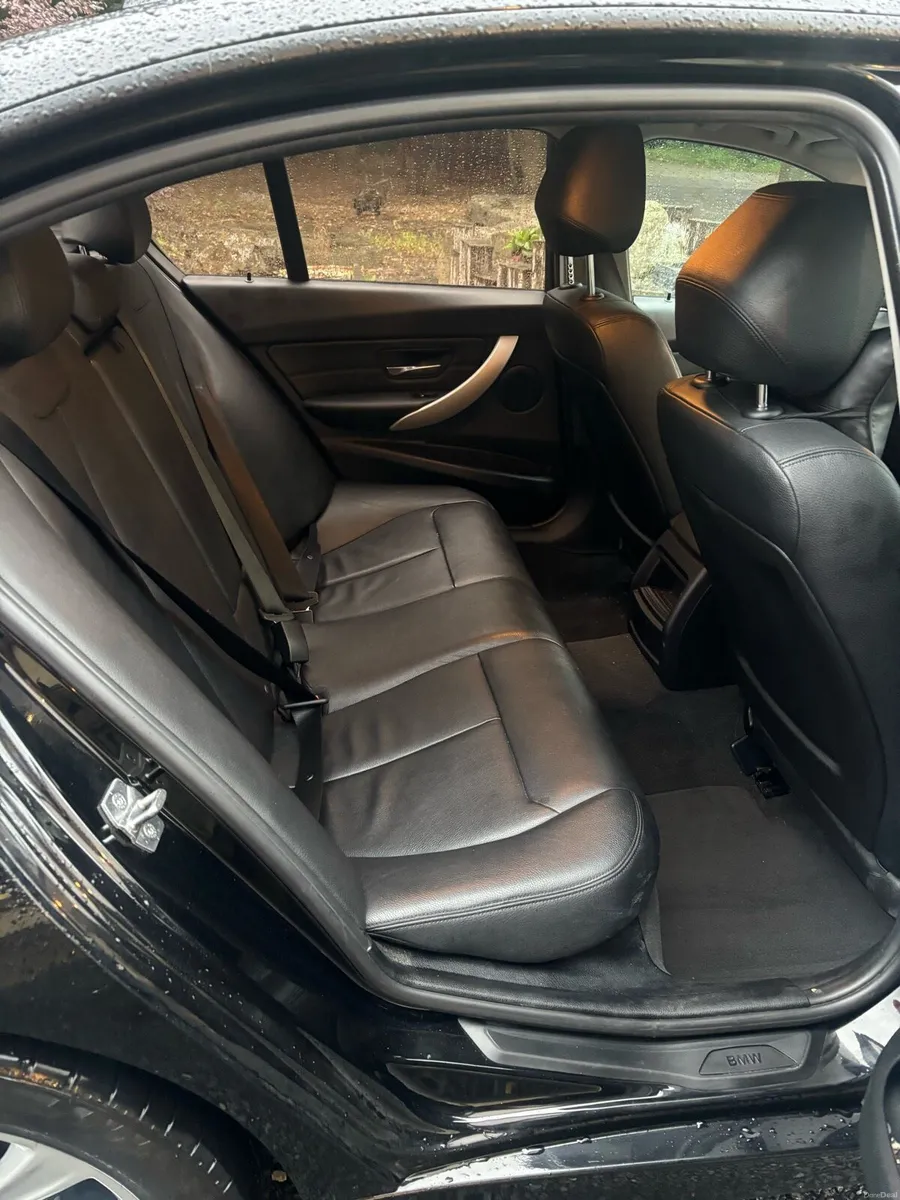 BMW 316D - Image 4