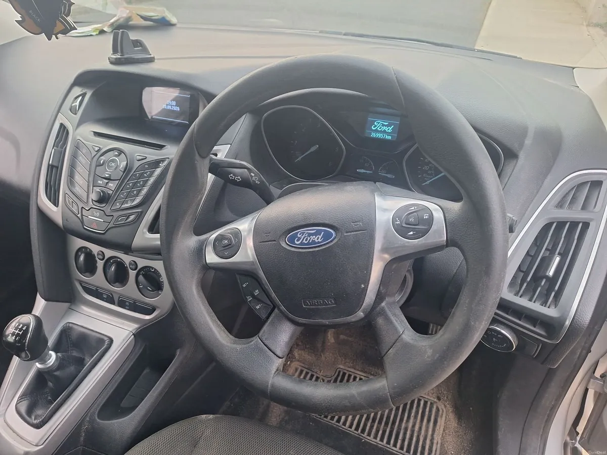 Ford Focus 2013 - Image 5