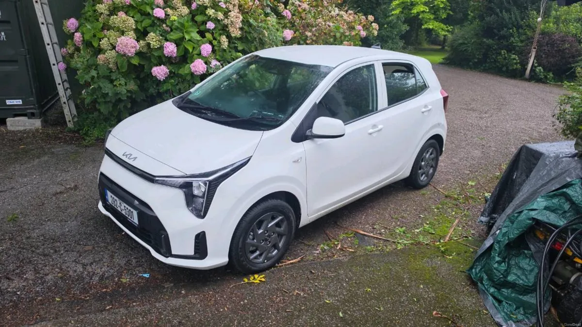 Car - Image 1