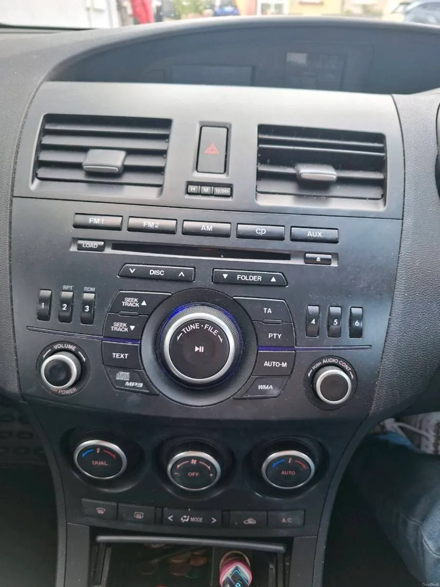 Mazda 3 - Image 4