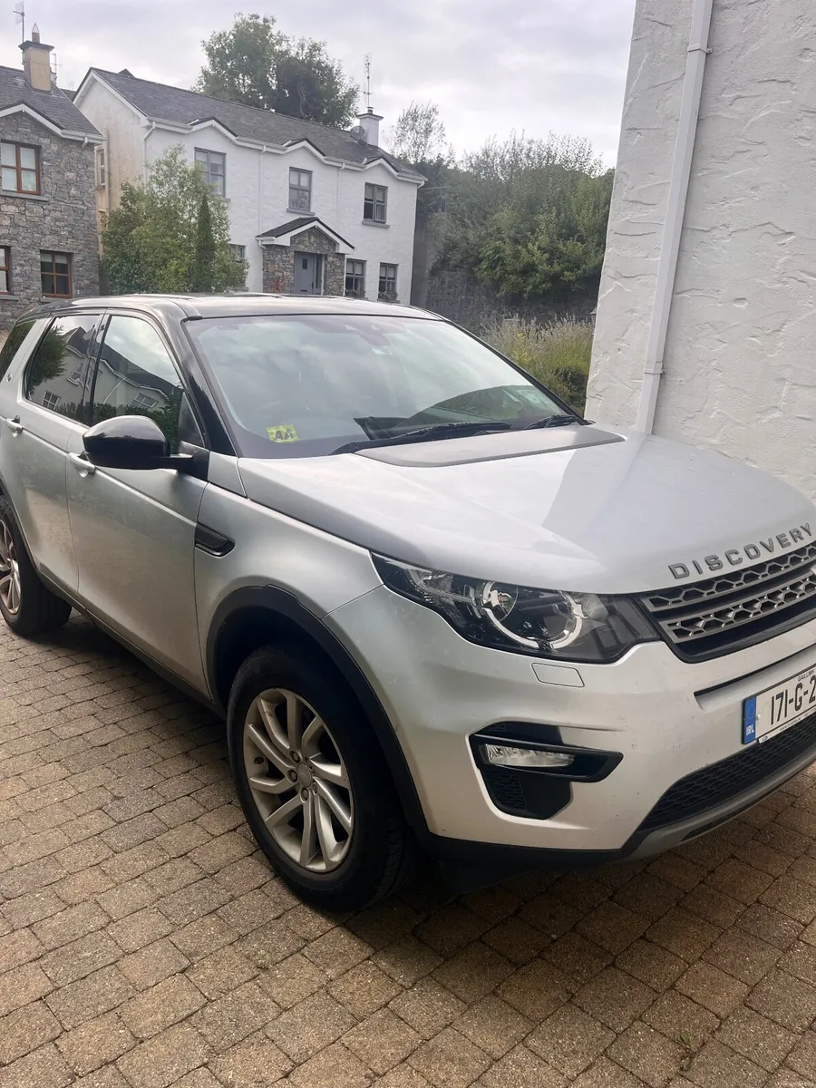 Land Rover Discovery Sport 2017 - Image 1