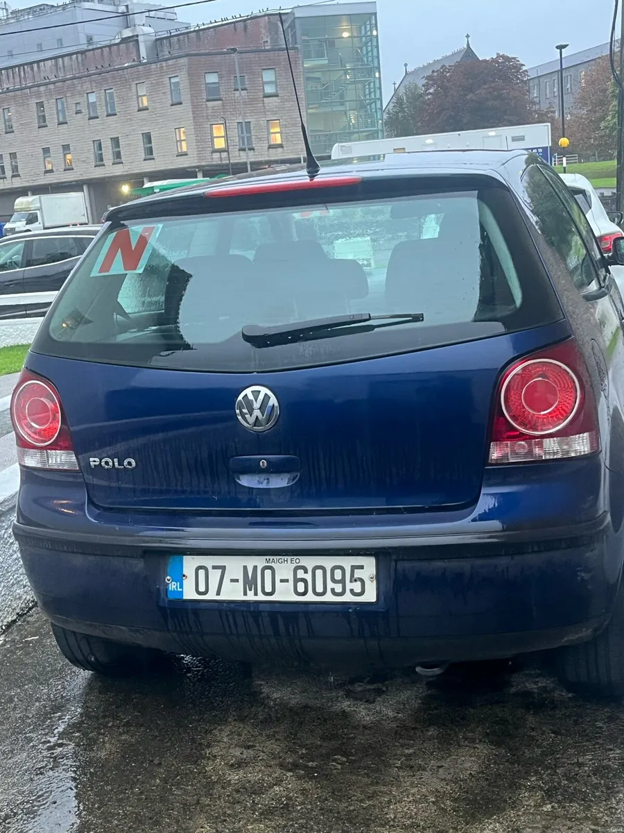 1.2 Volkswagen Polo - Image 2