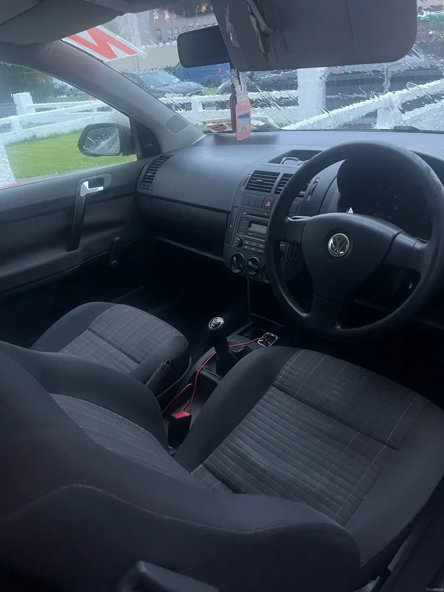 1.2 Volkswagen Polo - Image 5