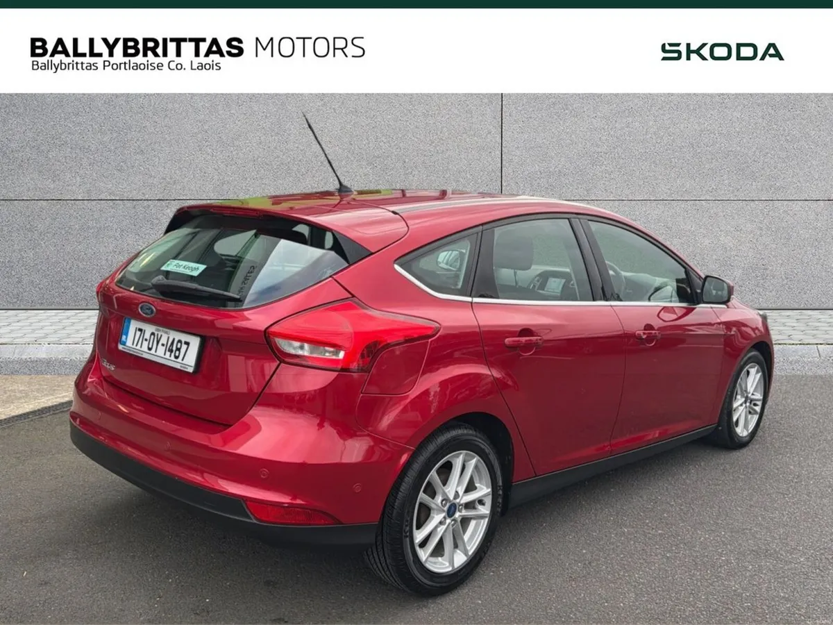 Ford Focus 1.5 TDCi  Zetec - Image 5