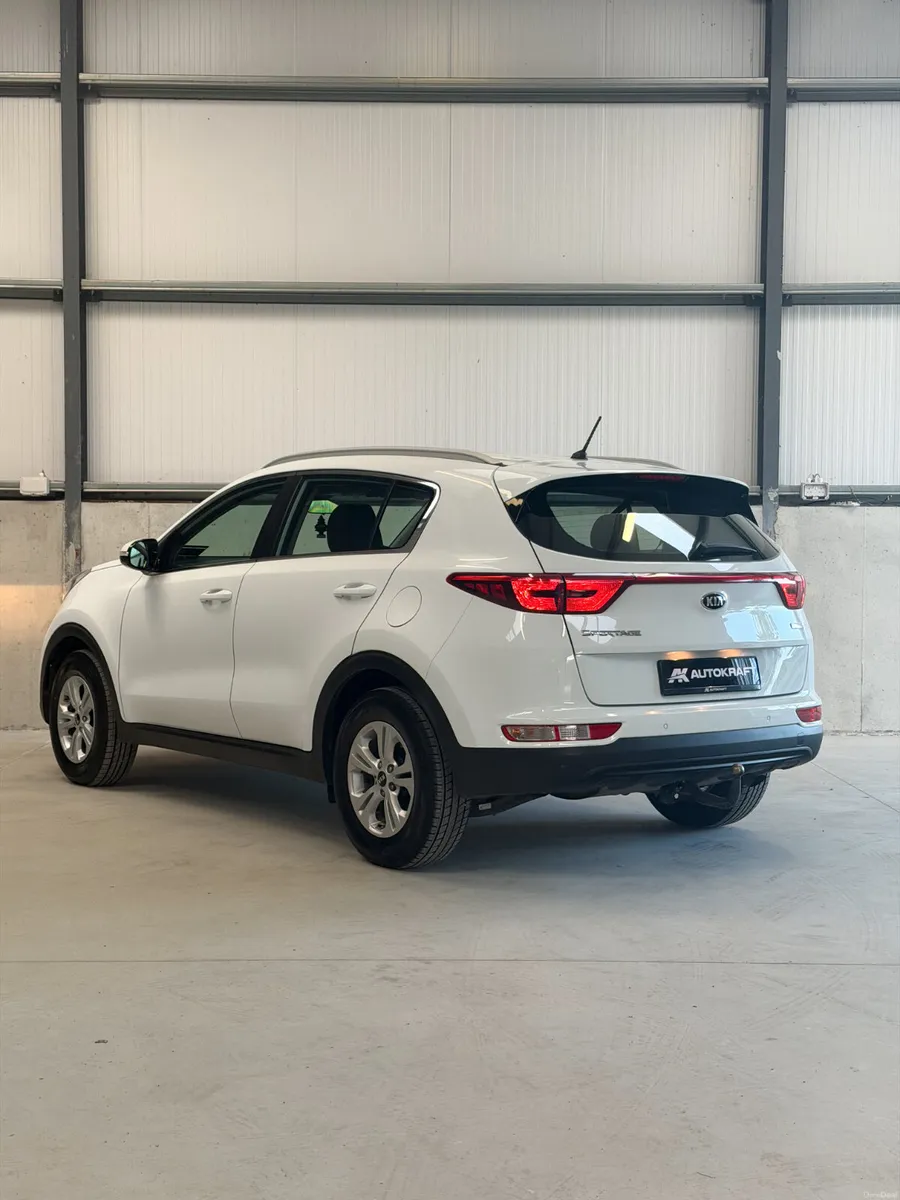 Kia Sportage 2018 - Image 6