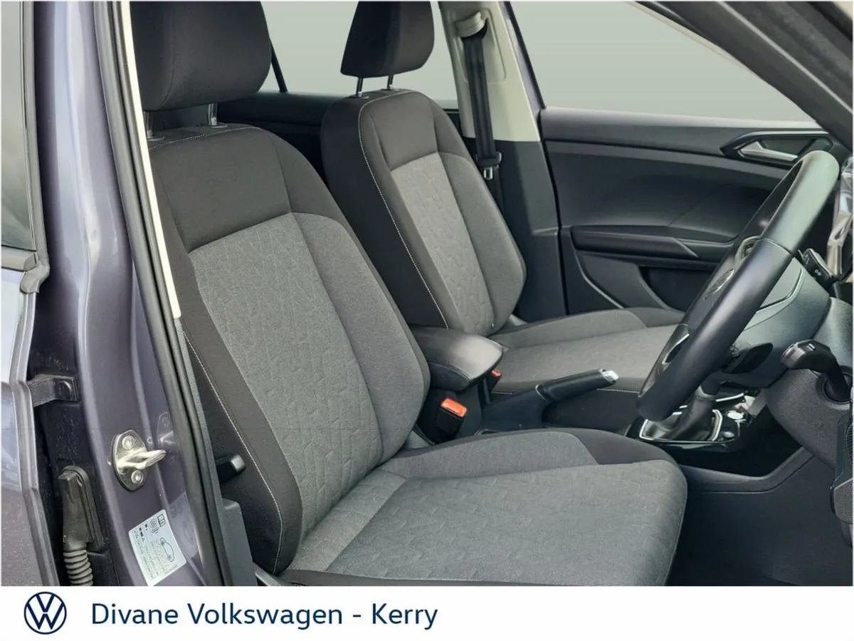 Volkswagen T-Cross AUTOMATIC EDITION 75 1.0 PETROL - Image 4