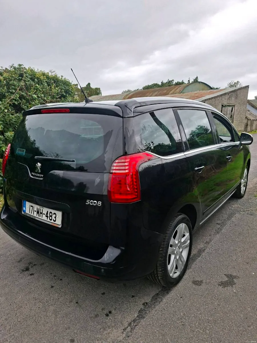 PEUGEOT 5008 2017 ONLY 114KM 7 SEATER - Image 4