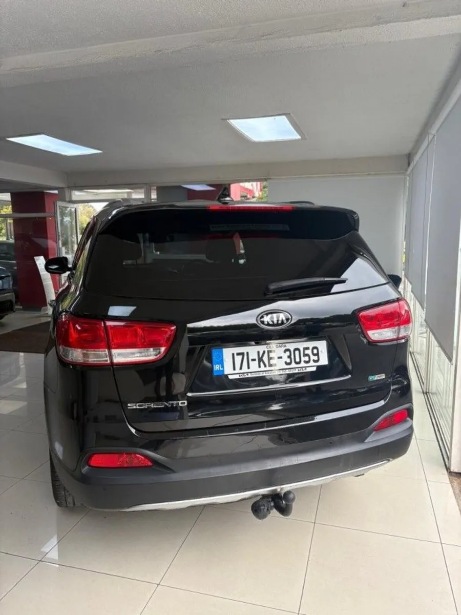 Kia Sorento Sorento Ex Commercial - Image 5