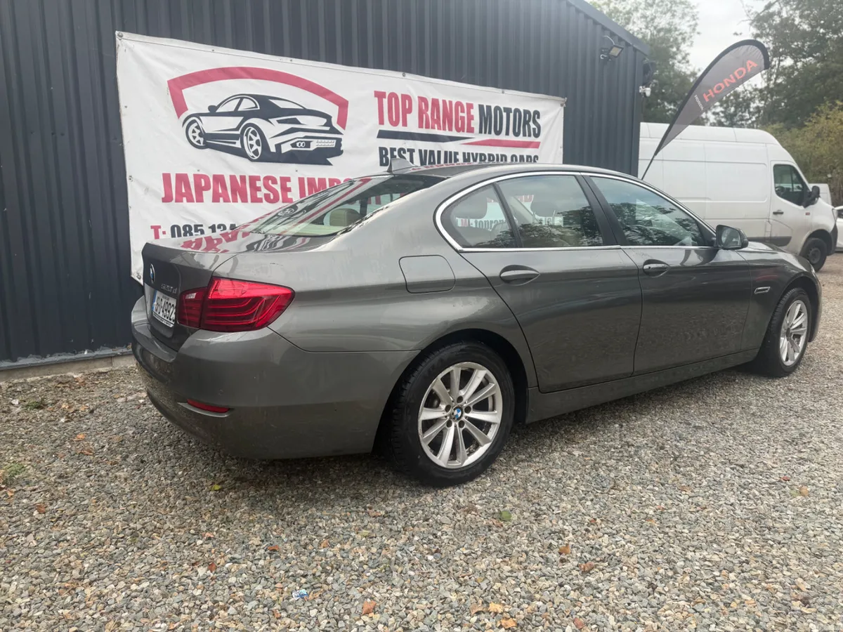 BMW 5-Series 2015 - Image 6