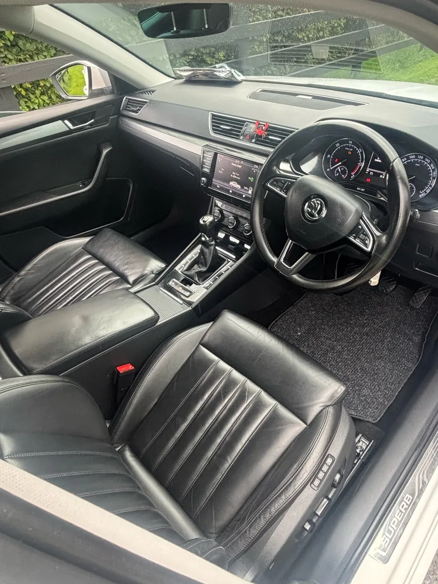 2017 Skoda superb 2l 150bhp sport - Image 2