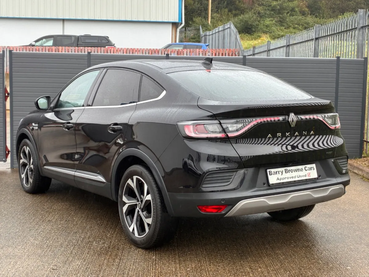 Renault Arkana TECHNO E-TECH HEV - Image 4