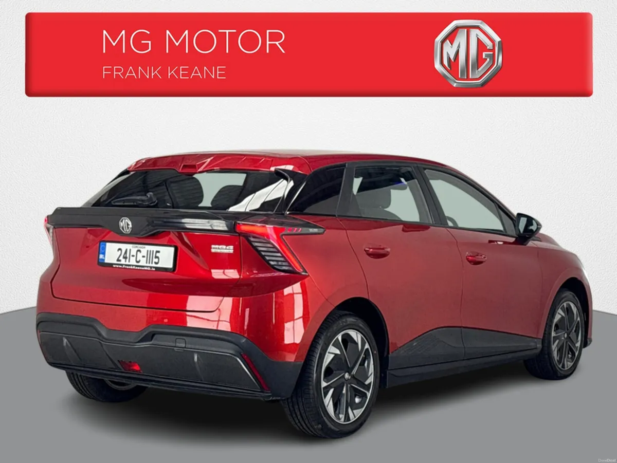 MG MG4 SR - EXCITE 51KWH  **FULL BLACK CLOTH INTER - Image 4
