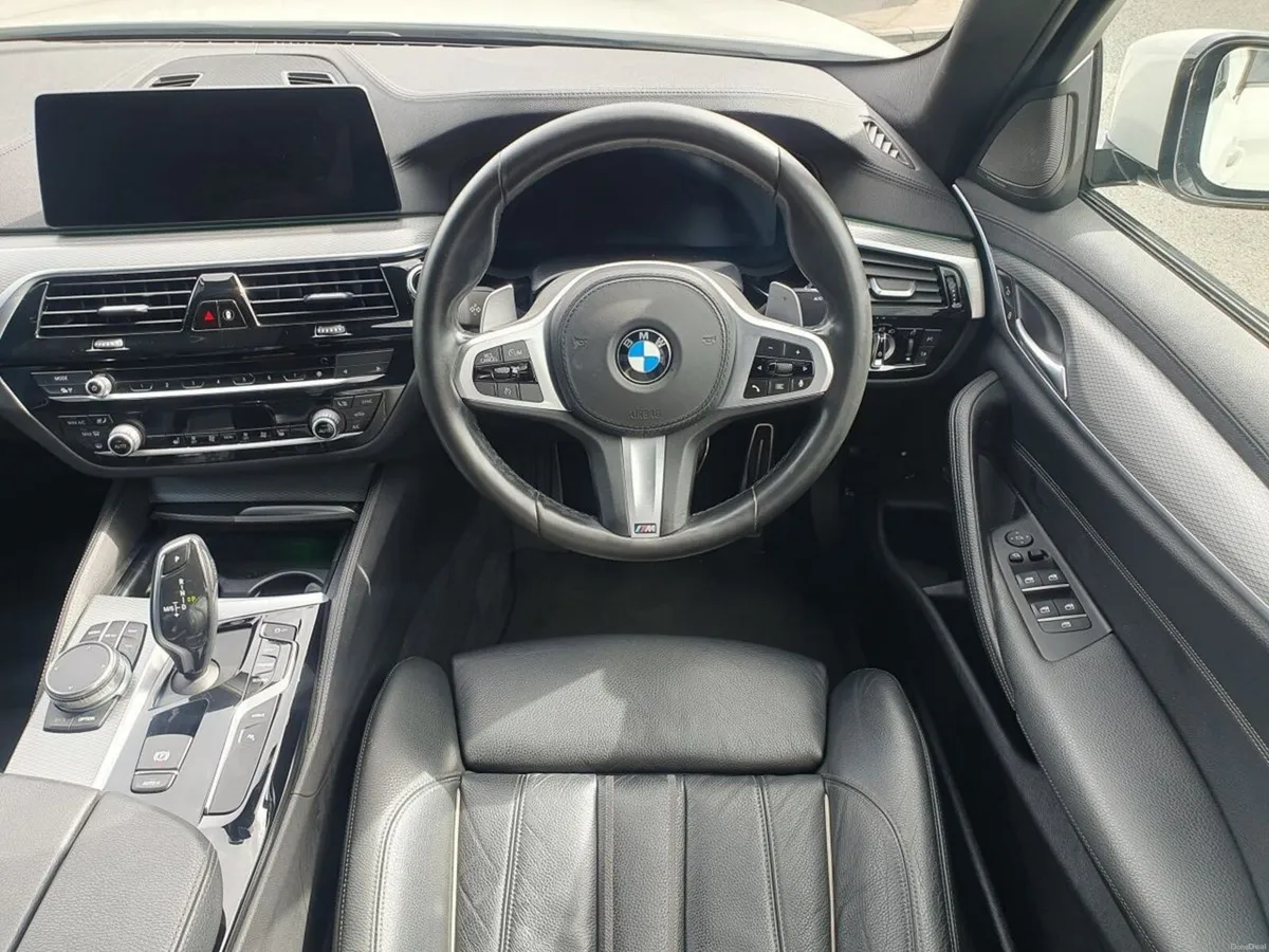 BMW 5-Series 530e xDrive M Sport Saloon - Image 5
