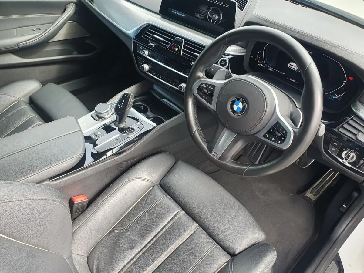 BMW 5-Series 530e xDrive M Sport Saloon - Image 6