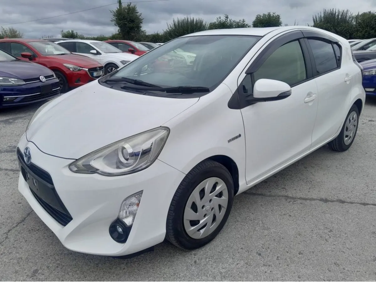 Toyota Aqua S - Image 2
