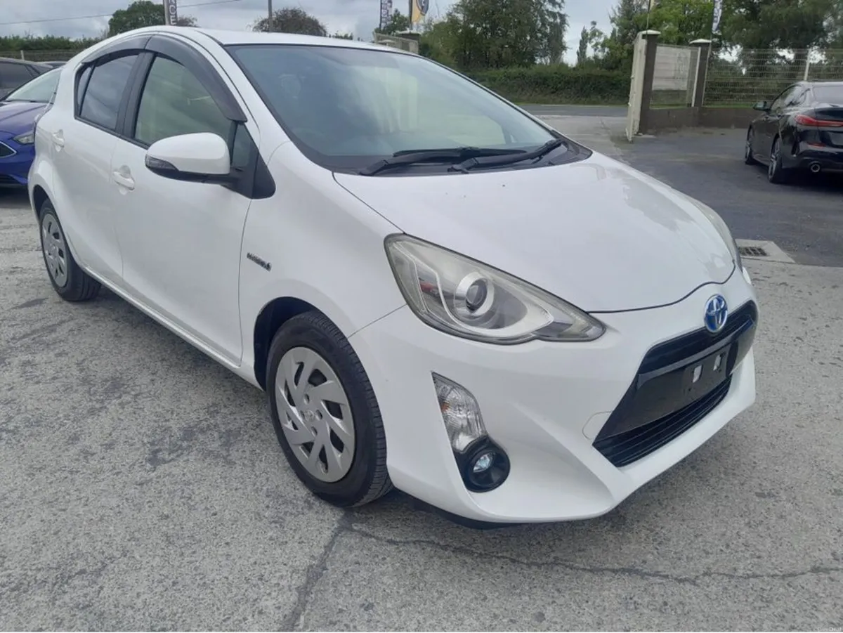 Toyota Aqua S - Image 4