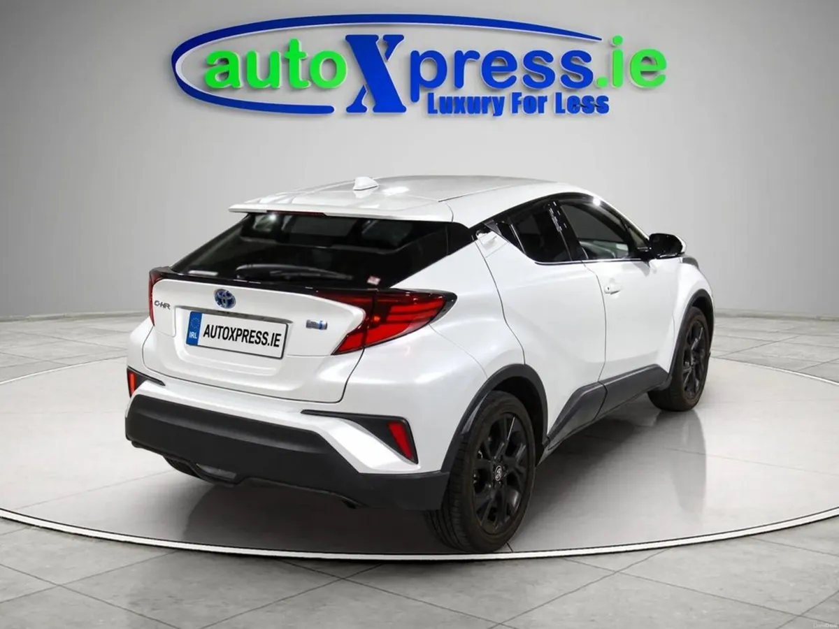 Toyota C-HR 1.8 Hybrid, G MODE NERO SAFETY PLUS Ⅲ - Image 2