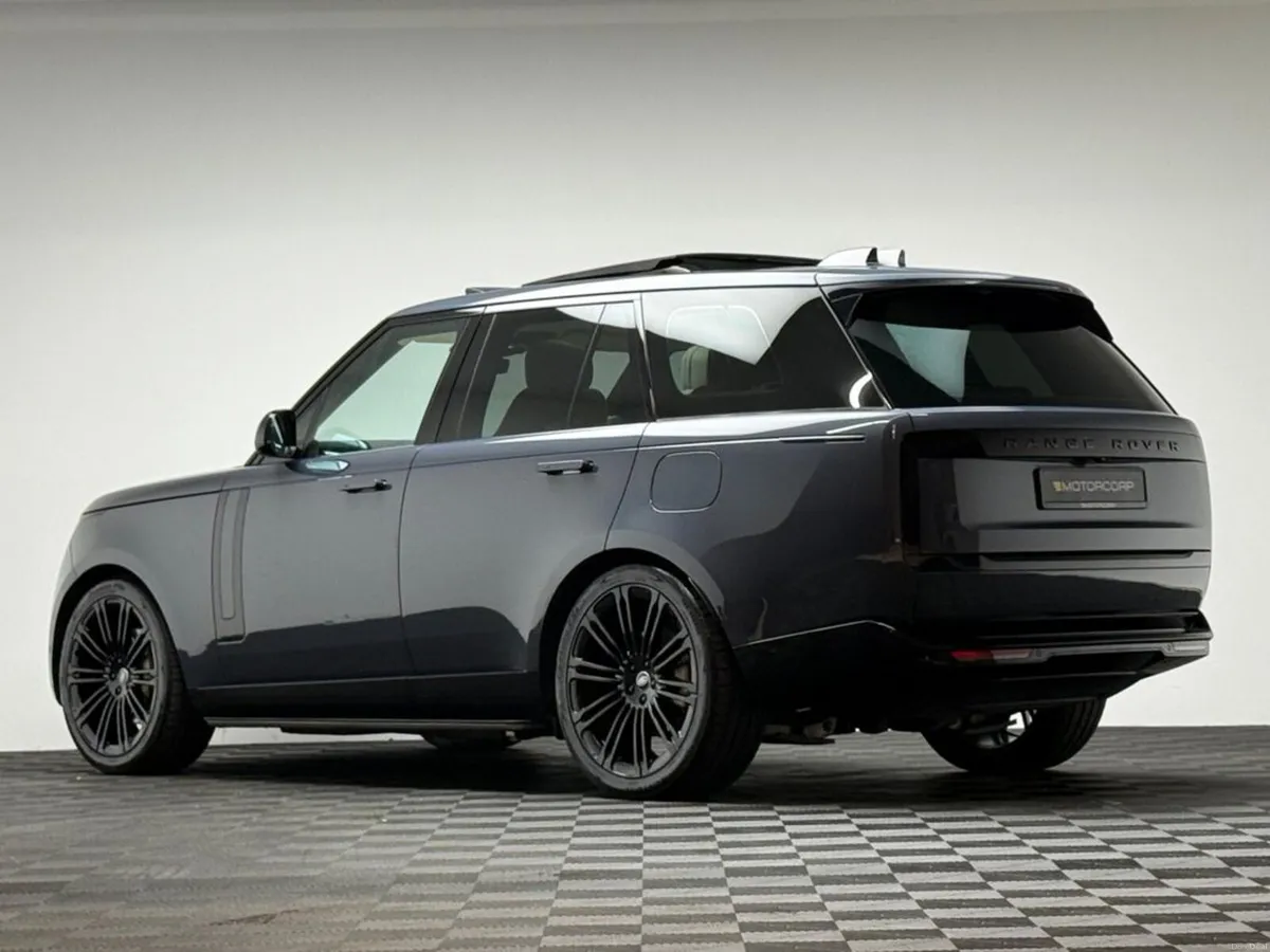 Land Rover Range Rover HSE PHEV AUTO - Image 5