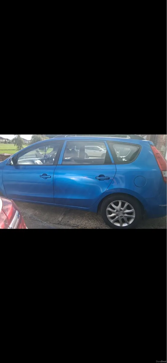 Hyundai i30 estate - Image 4