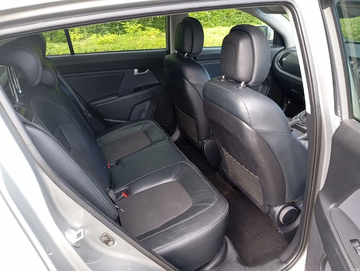 Kia Sportage 2012 - Image 5
