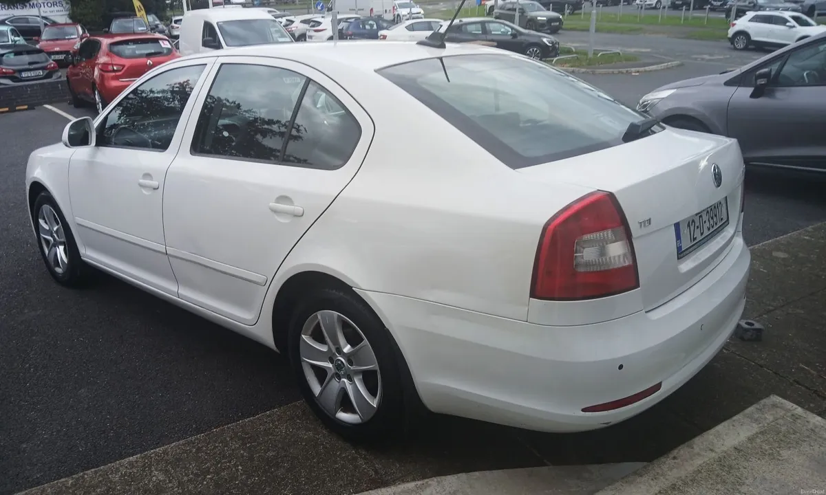 Skoda Octavia 2012 - Image 3