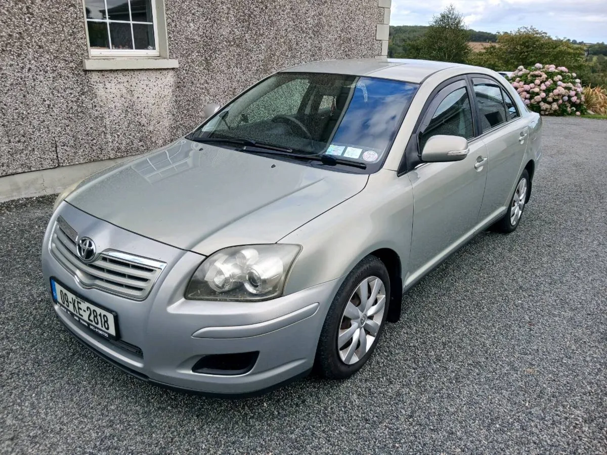 09 Toyota avensis - Image 6