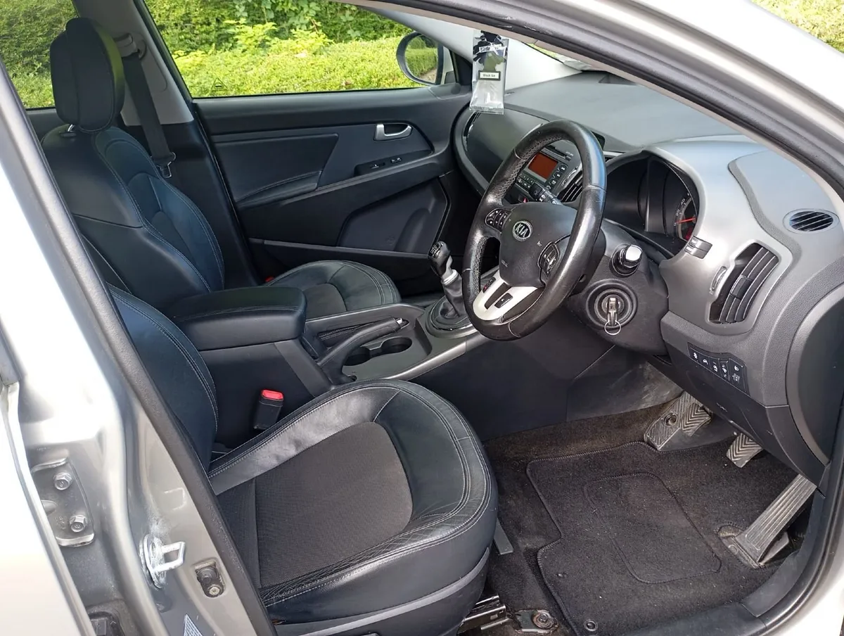 Kia Sportage 2012 - Image 6
