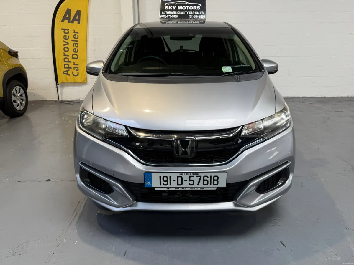2019 Honda Fit 1.5 Hybrid Automatic ,CarPlay - Image 1
