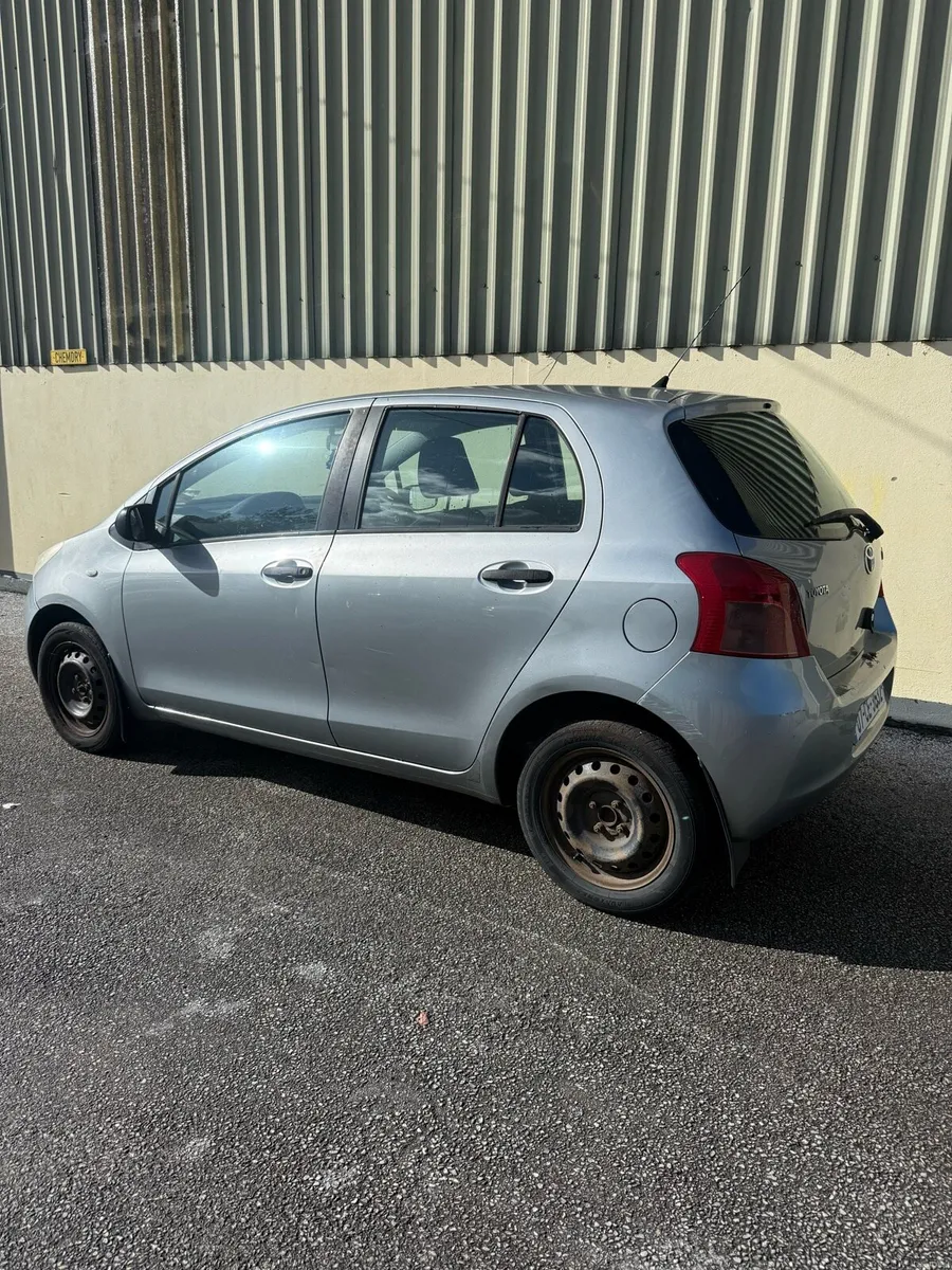 2007 Toyota Yaris Petrol - Image 4