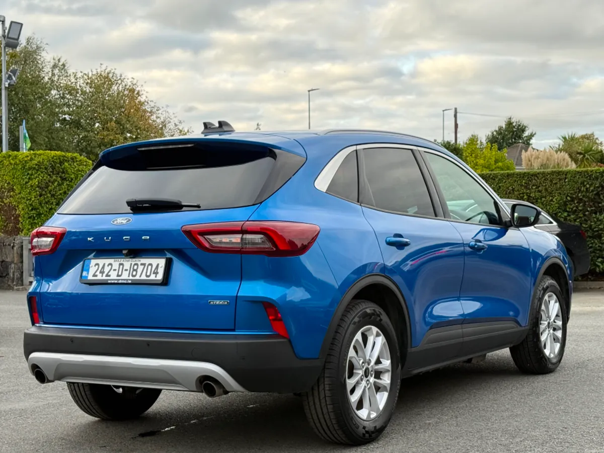 Ford Kuga TITANIUM 5D 2.5 PHEV 225BHP *HIGH SPEC* - Image 5