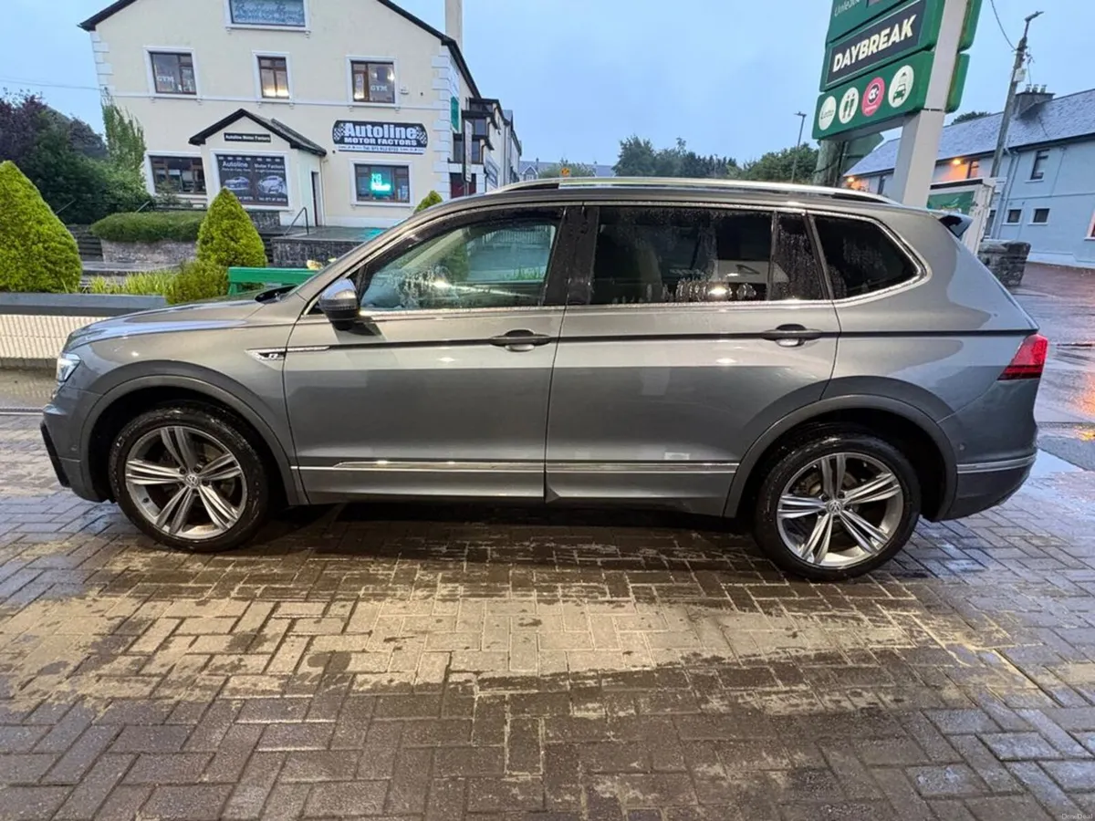 Volkswagen Tiguan Allspace 2.0 TDI 150 R-Line 7-Se - Image 4