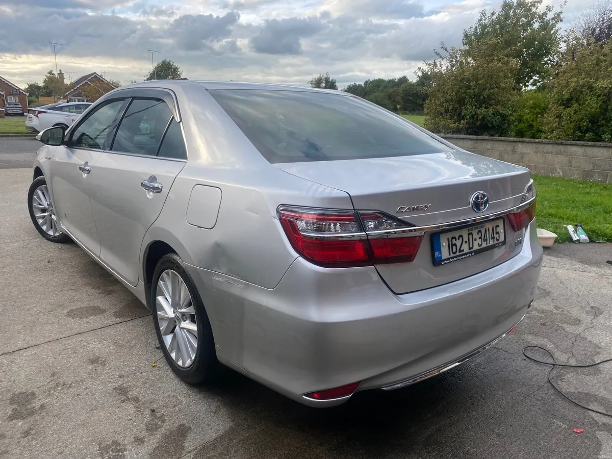 Toyota Camry 2016 - Image 5